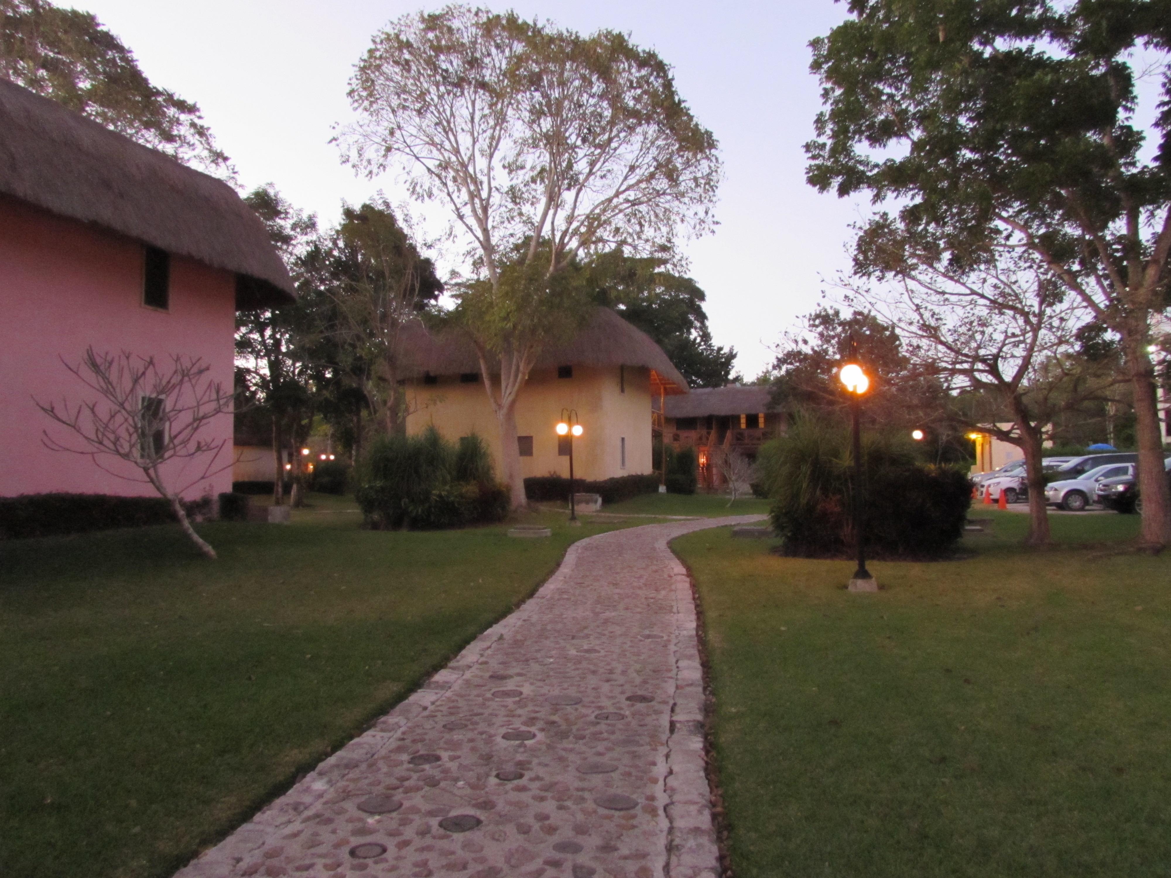 Chicanna Ecovillage Resort Buitenkant foto